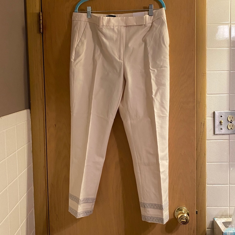 NEW WhiteHouse black market straight cropped pants